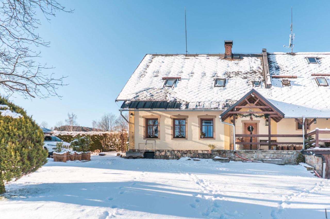 Apartmany Rubinovi Horejsi Vrchlabi Екстер'єр фото